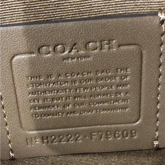 NWT Authentic COACH Signature Gallery Shoulder Tote Bag Khaki/Brown/Beige/Tan - Picture 12 of 14